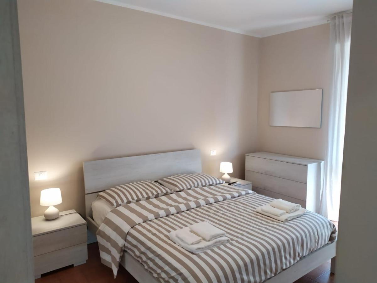 Beach House, 300 M Dal Mare, Marina Di Massa Εξωτερικό φωτογραφία